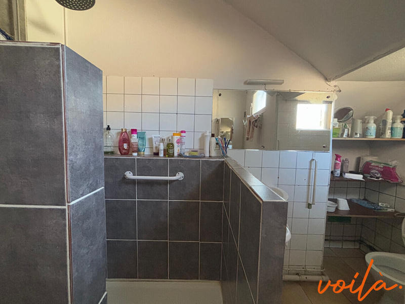 Immeuble - 9 pièces