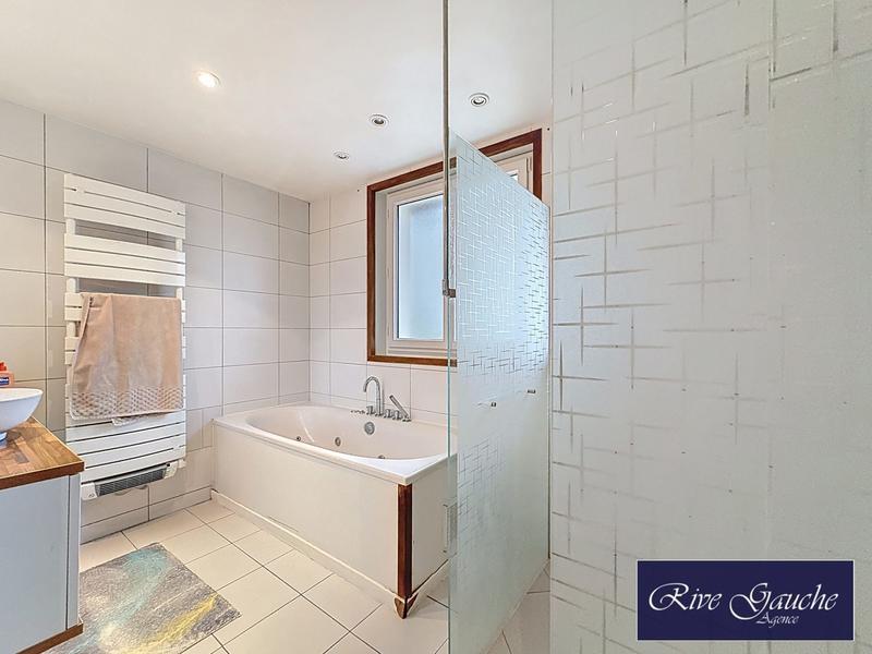 Maison - 170 m² - 7 pièces