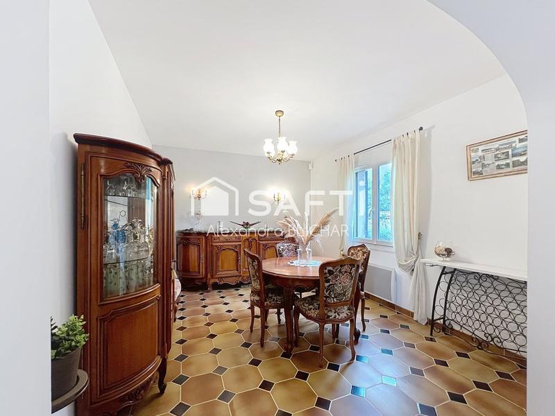 Maison - 171 m² - 6 pièces