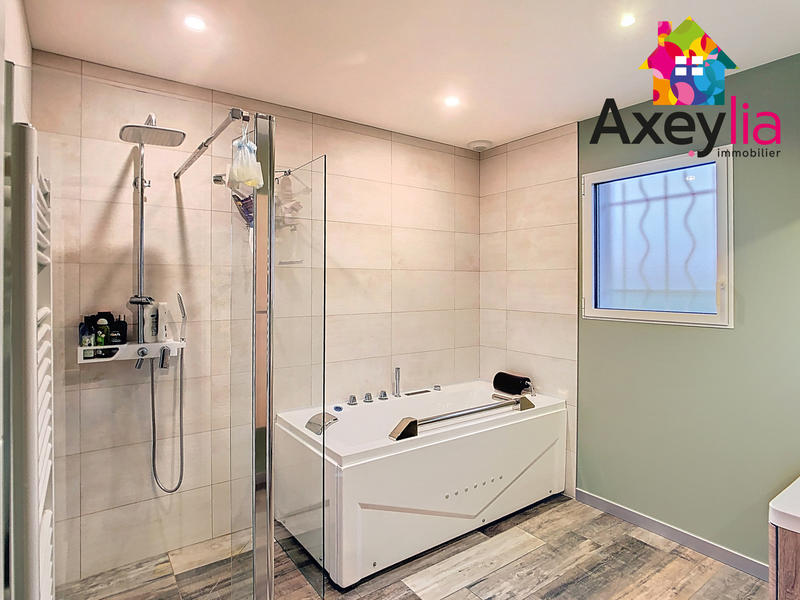 Maison - 122 m² - 4 pièces