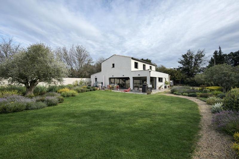 Mas - 220 m² - 5 pièces