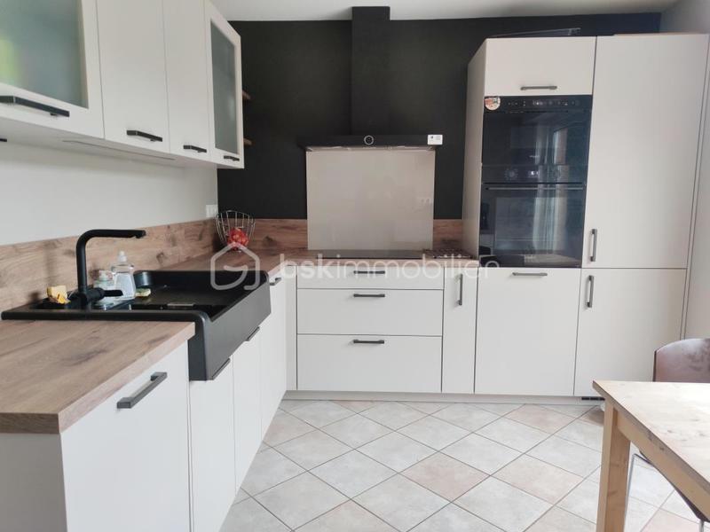 Maison - 103 m² - 5 pièces