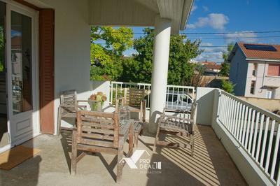 Maison - 150 m² - 8 pièces