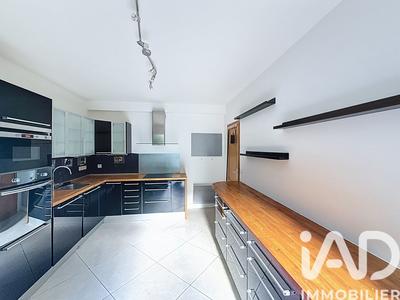 Maison - 155 m² - 7 pièces