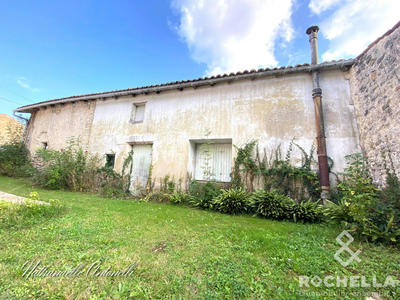 Maison ancienne - 111 m² - 6 pièces