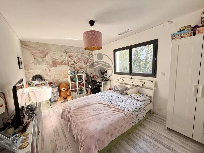 Maison - 138 m² - 6 pièces