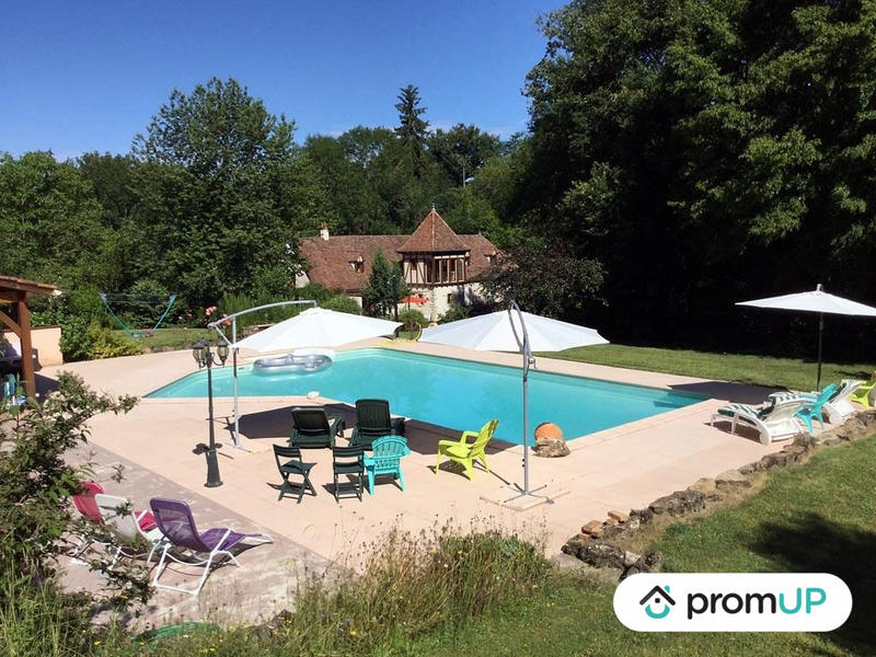 Maison ancienne - 340 m² - 8 pièces