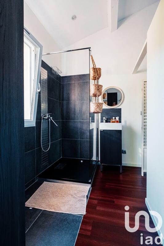 Maison - 170 m² - 5 pièces