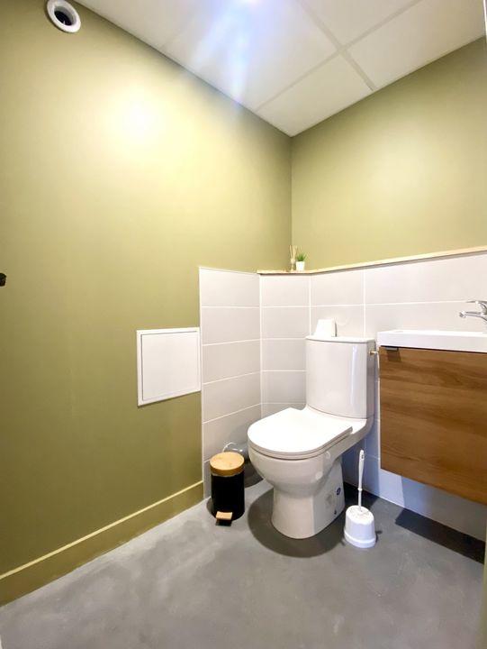 Bureau - 272 m² - 1 pièce