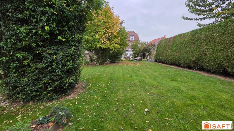 Maison - 191 m² - 8 pièces