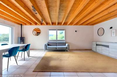 Maison - 285 m² - 10 pièces