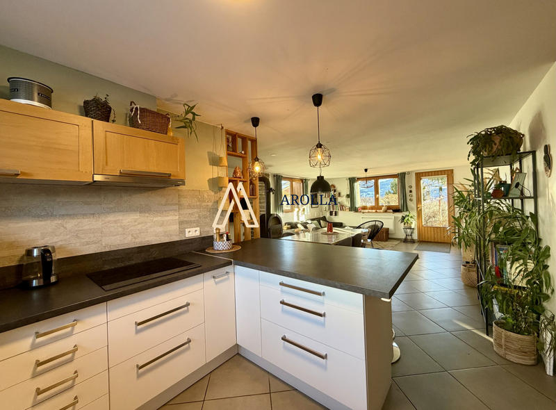 Appartement - 86 m² - 3 pièces