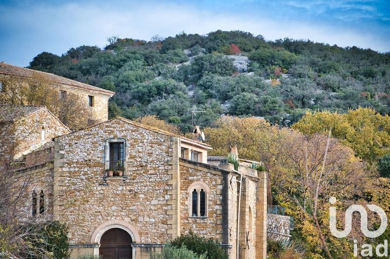 Maison - 263 m² - 10 pièces