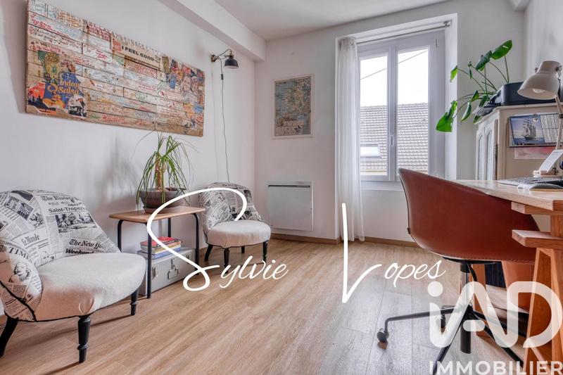 Maison de ville - 94 m² - 5 pièces
