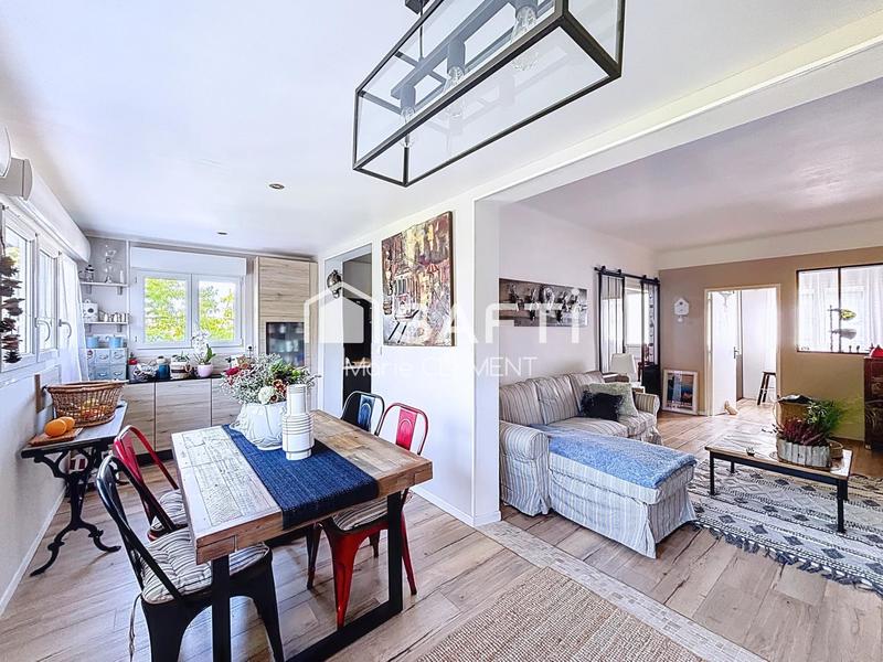 Maison - 93 m² - 5 pièces