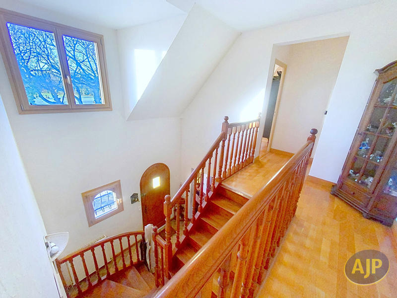 Maison - 118 m² - 5 pièces