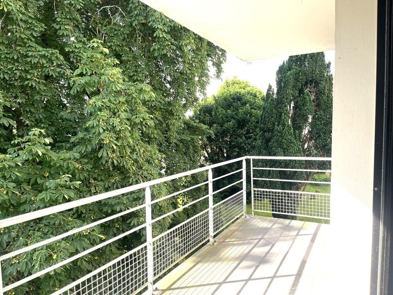 Appartement - 94 m² - 5 pièces