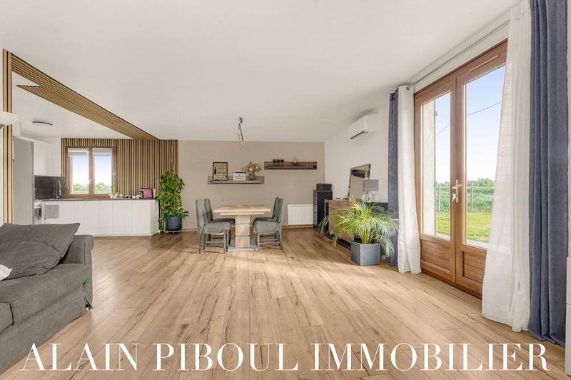 Maison traditionnelle - 91 m² - 4 pièces