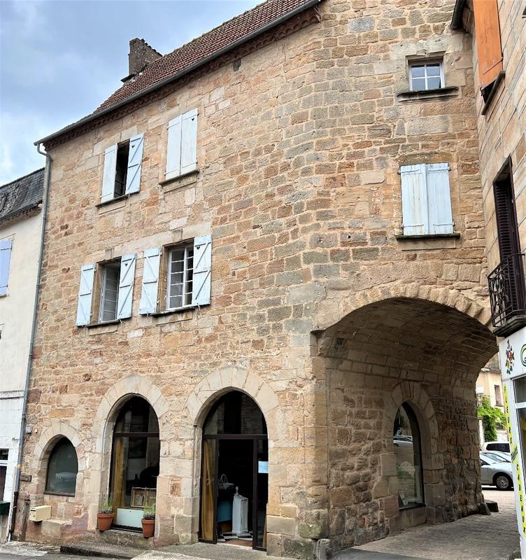 Maison - 160 m² - 7 pièces