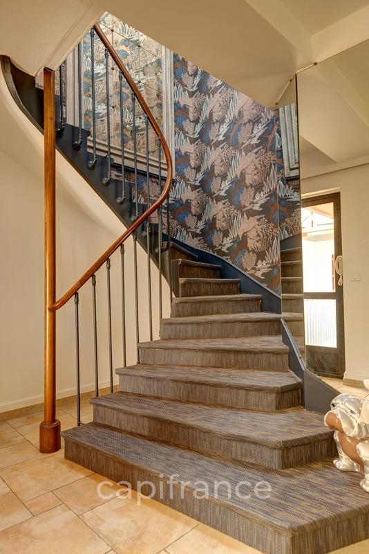 Appartement bourgeois - 124 m² - 5 pièces