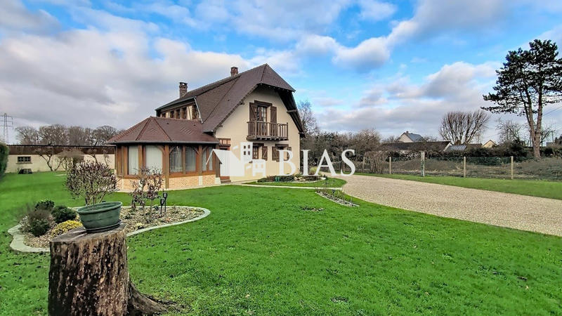 Viager - Maison traditionnelle - 145 m² - 6 pièces