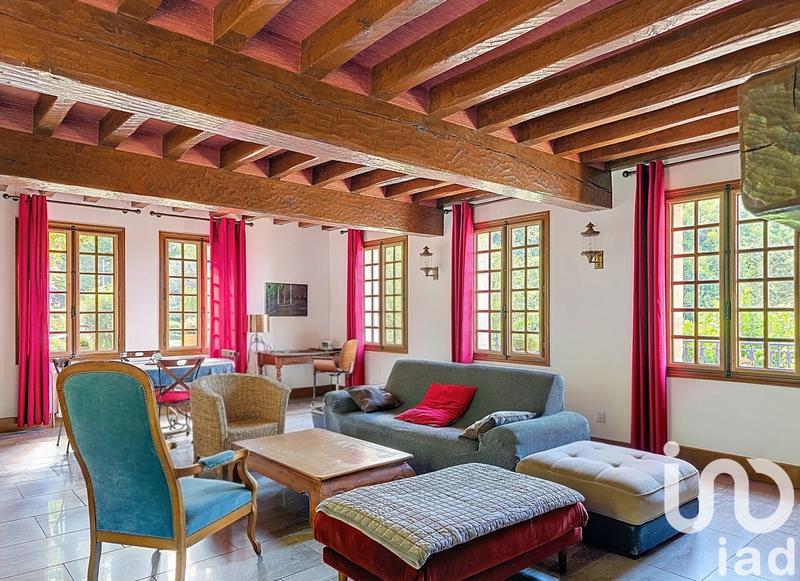 Maison - 350 m² - 8 pièces