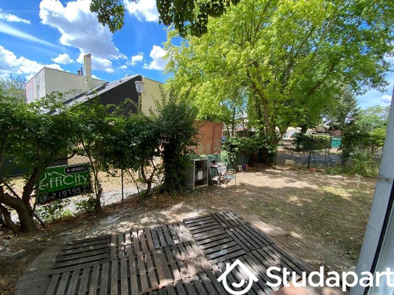 Chambre - 12 m² - 1 pièce