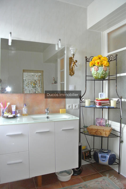 Maison - 210 m² - 9 pièces