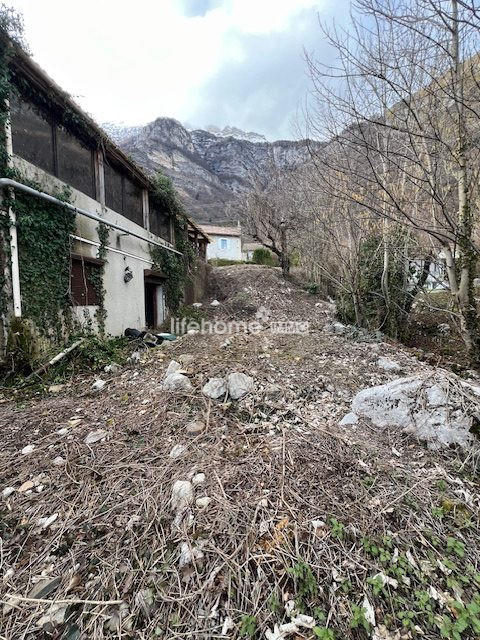 Maison - 231 m² - 9 pièces