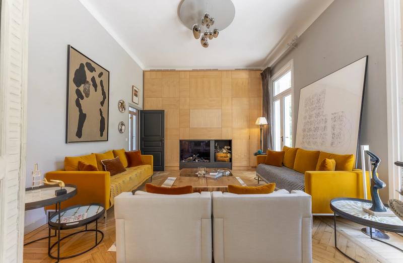 Villa - 498 m² - 15 pièces