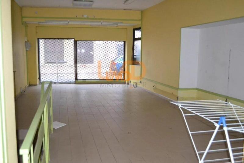 Appartement - 140 m² - 6 pièces