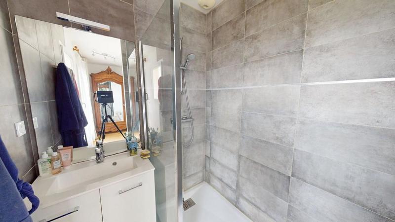 Maison - 166 m² - 5 pièces