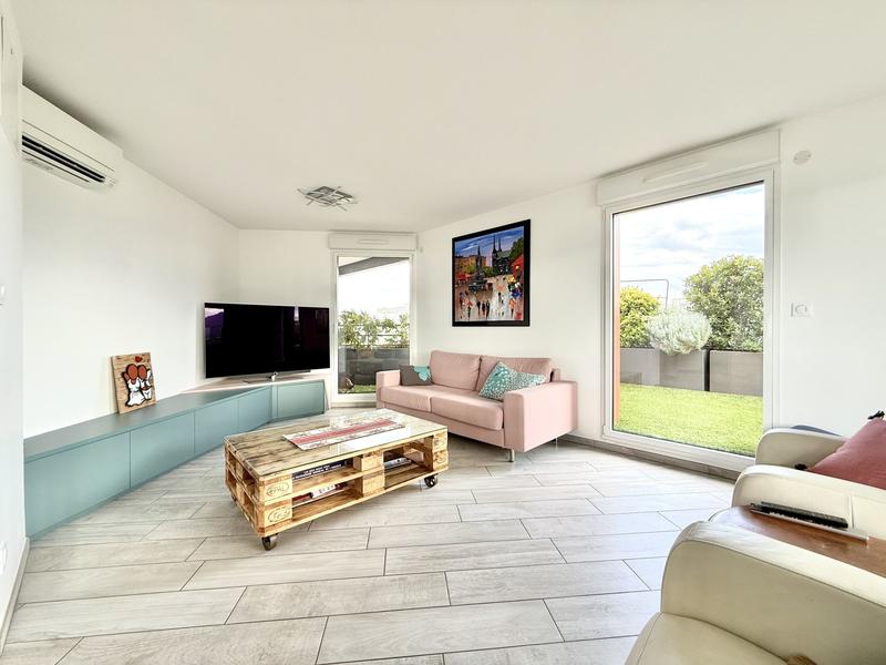 Appartement - 90 m² - 3 pièces