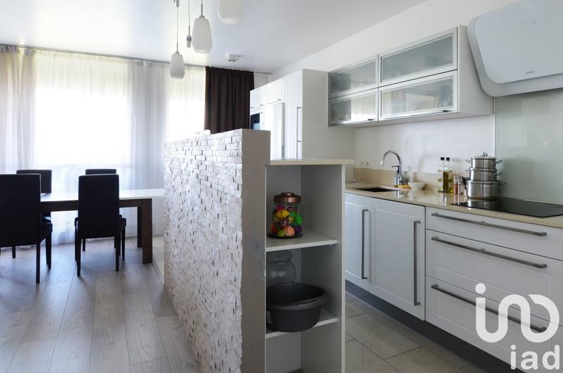 Appartement - 82 m² - 4 pièces