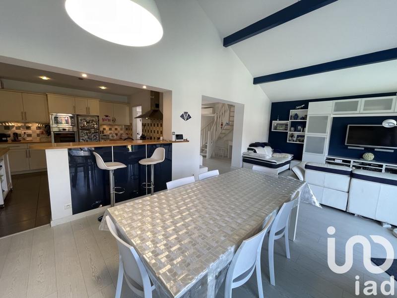 Maison - 170 m² - 5 pièces