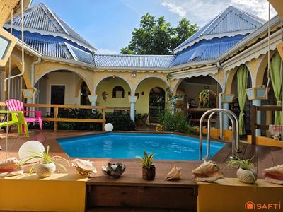 Maison - 162 m² - 5 pièces