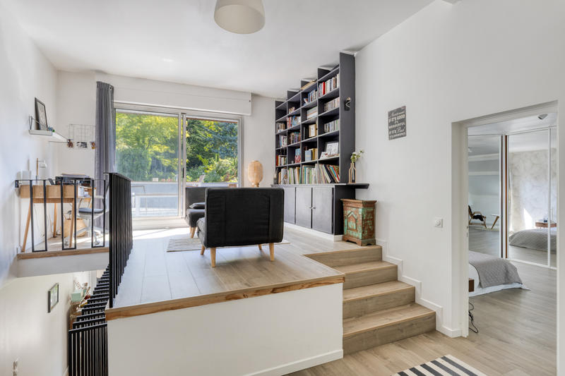 Maison - 233 m² - 8 pièces