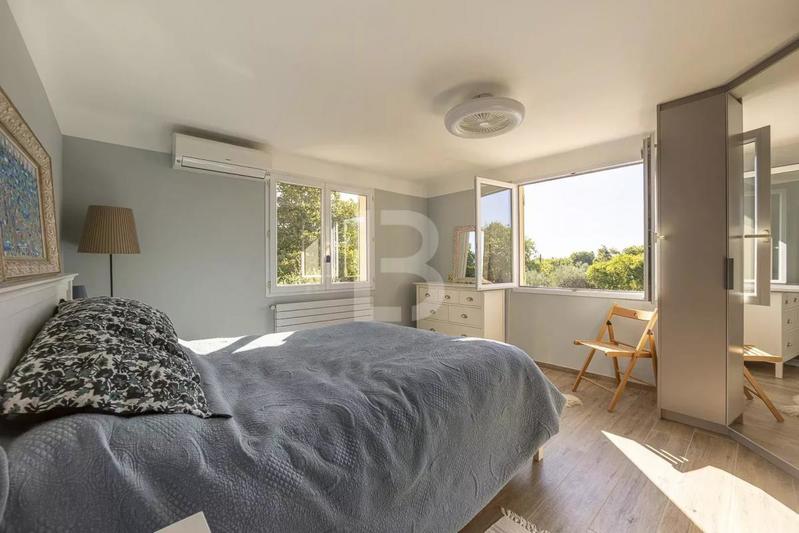 Villa - 194 m² - 5 pièces