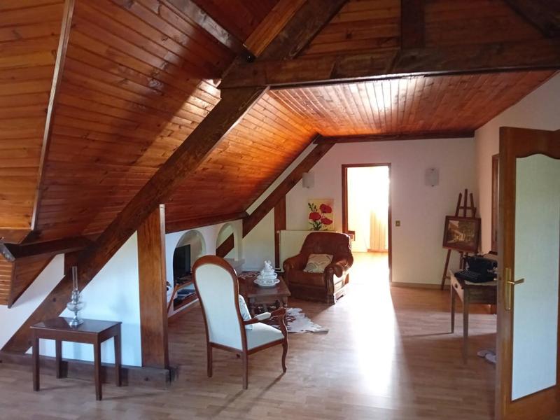 Maison - 185 m² - 6 pièces