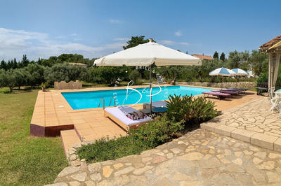 Maison - 140 m² - 7 pièces