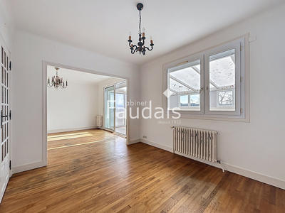 Maison - 80 m² - 5 pièces