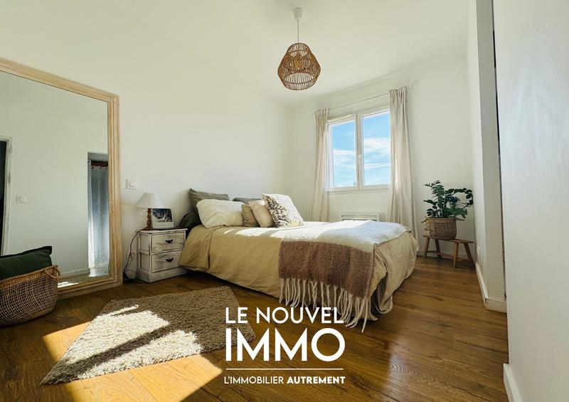 Maison - 104 m² - 4 pièces