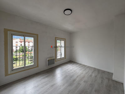 Appartement - 62 m² - 2 pièces