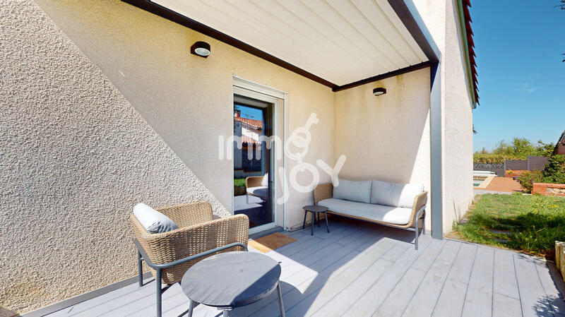 Maison - 151 m² - 6 pièces