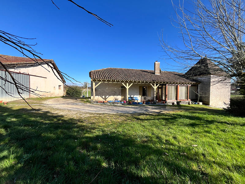 Maison - 142 m² - 6 pièces