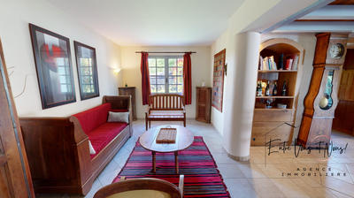 Maison - 347 m² - 13 pièces