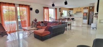 Maison - 172 m² - 5 pièces