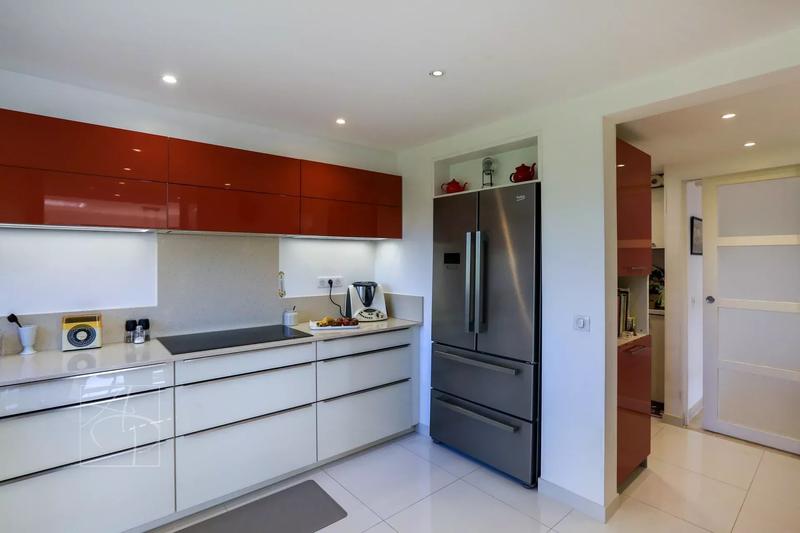 Appartement - 162 m² - 4 pièces