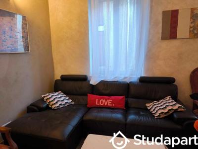 Chambre - 12 m² - 1 pièce