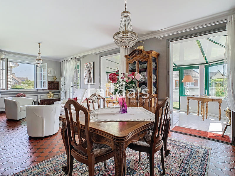 Maison - 149 m² - 7 pièces